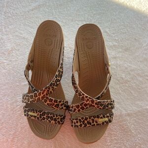 CROCS Leopard-Print Strappy Heel Sandals in Tan and Black Cypress IV